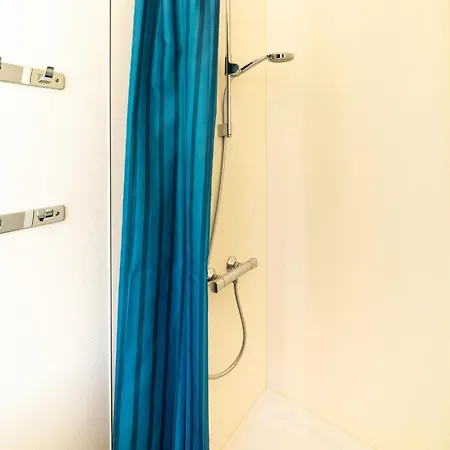 Stylish Retreat With Sauna, Cleaning Included Awenne