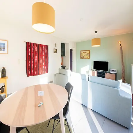 Stylish Retreat With Sauna, Cleaning Included